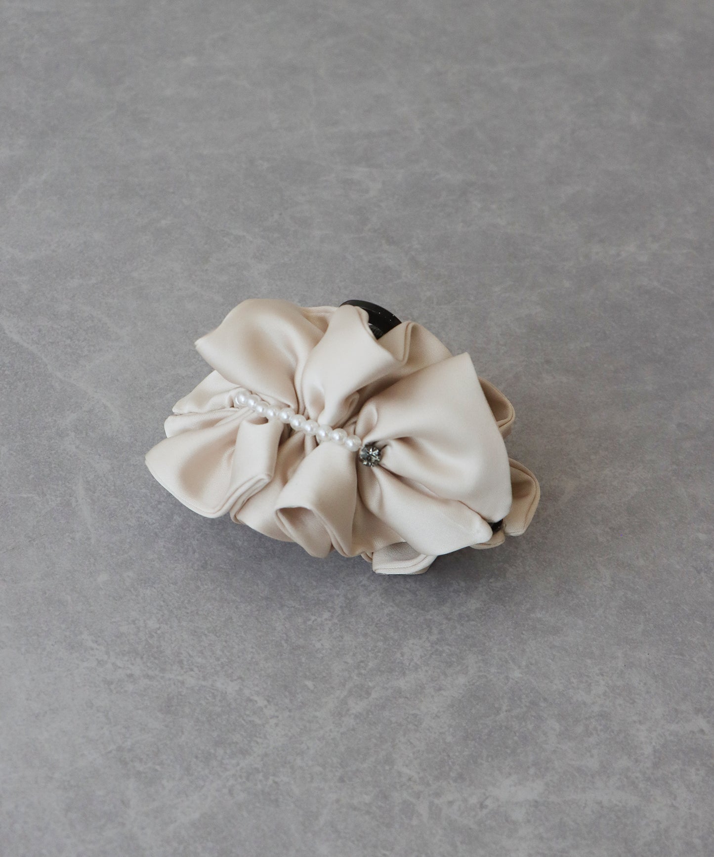 【早割5％OFF】サテンフリルバンスクリップ