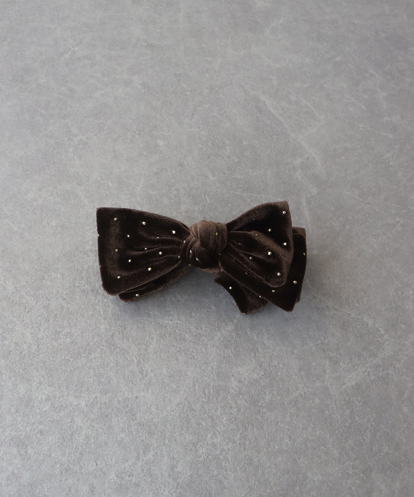 スタッズベロアバナナクリップ