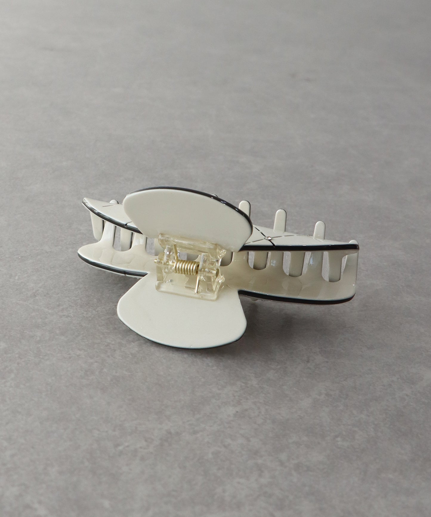 【早割5％OFF】ビジュー付きキルティングバンスクリップ