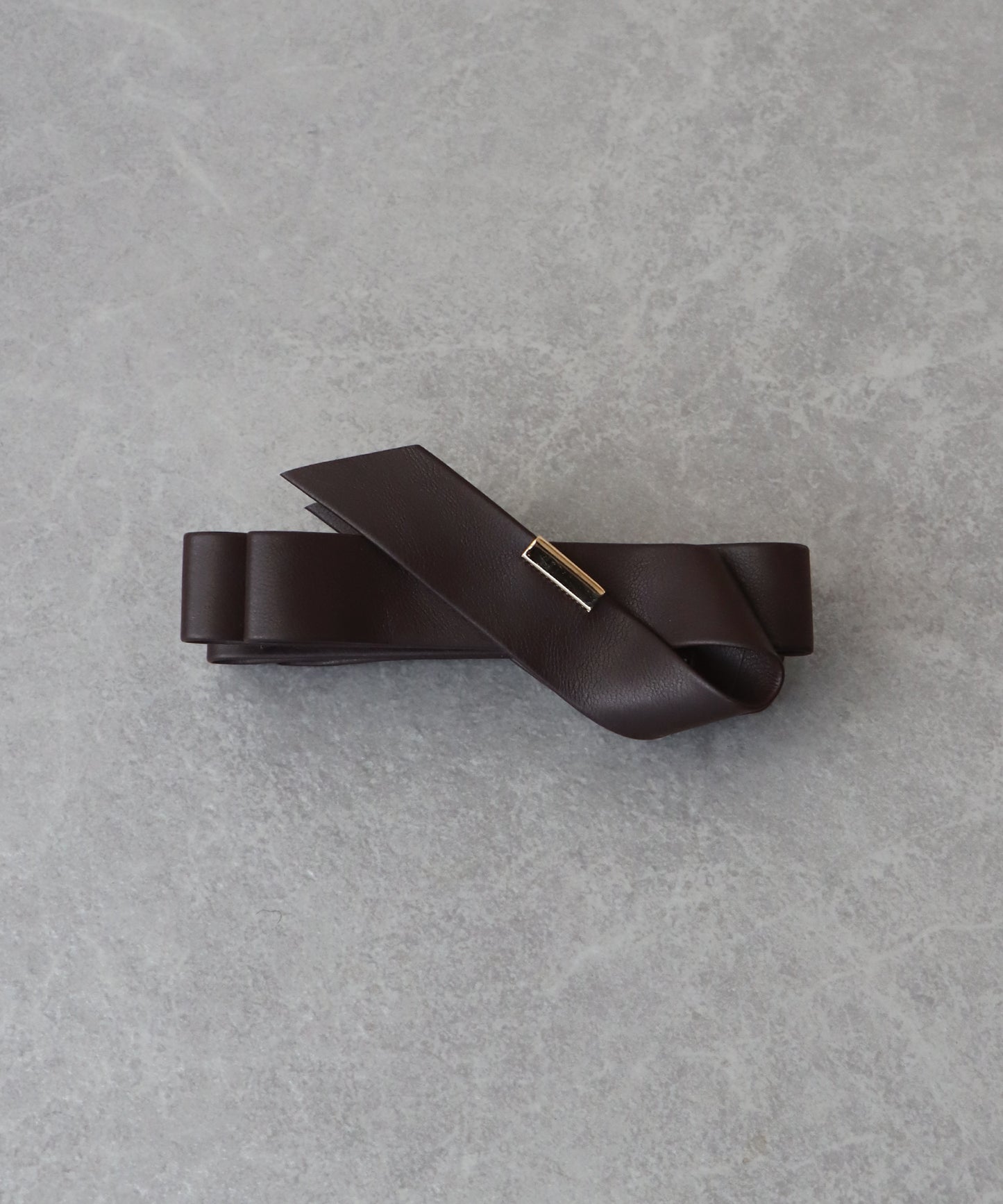 フェイクレザーリボンバナナクリップ