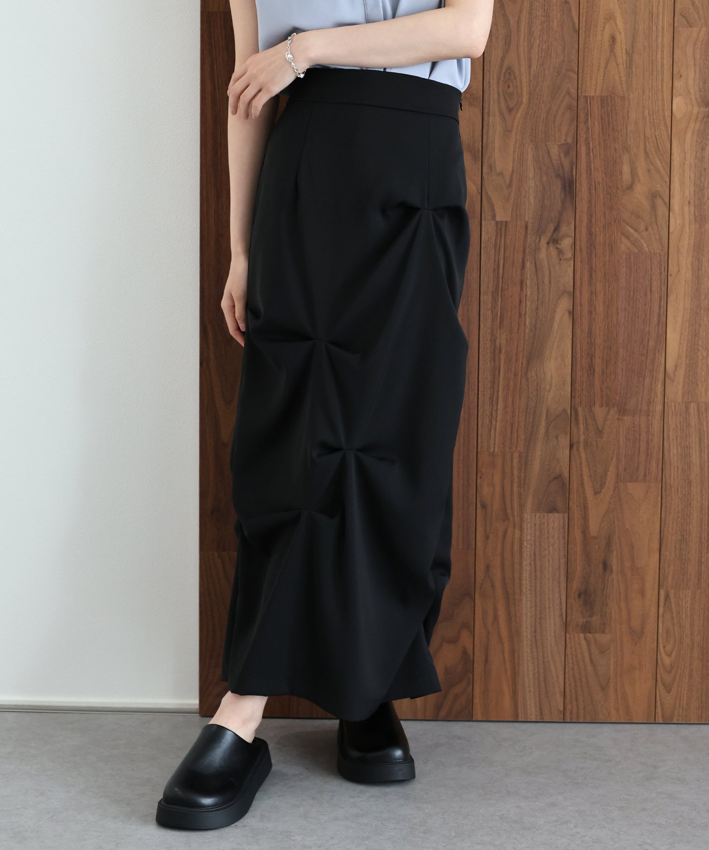 【早割5％OFF】ランダムタックIラインスカート