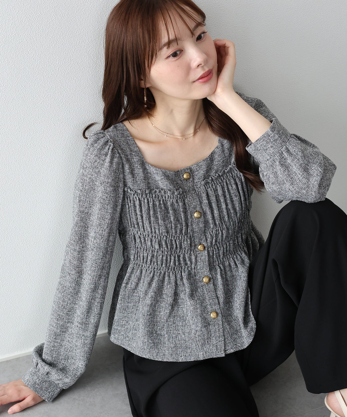 【早割5％OFF】《2サイズ展開》ツイードペプラムブラウス