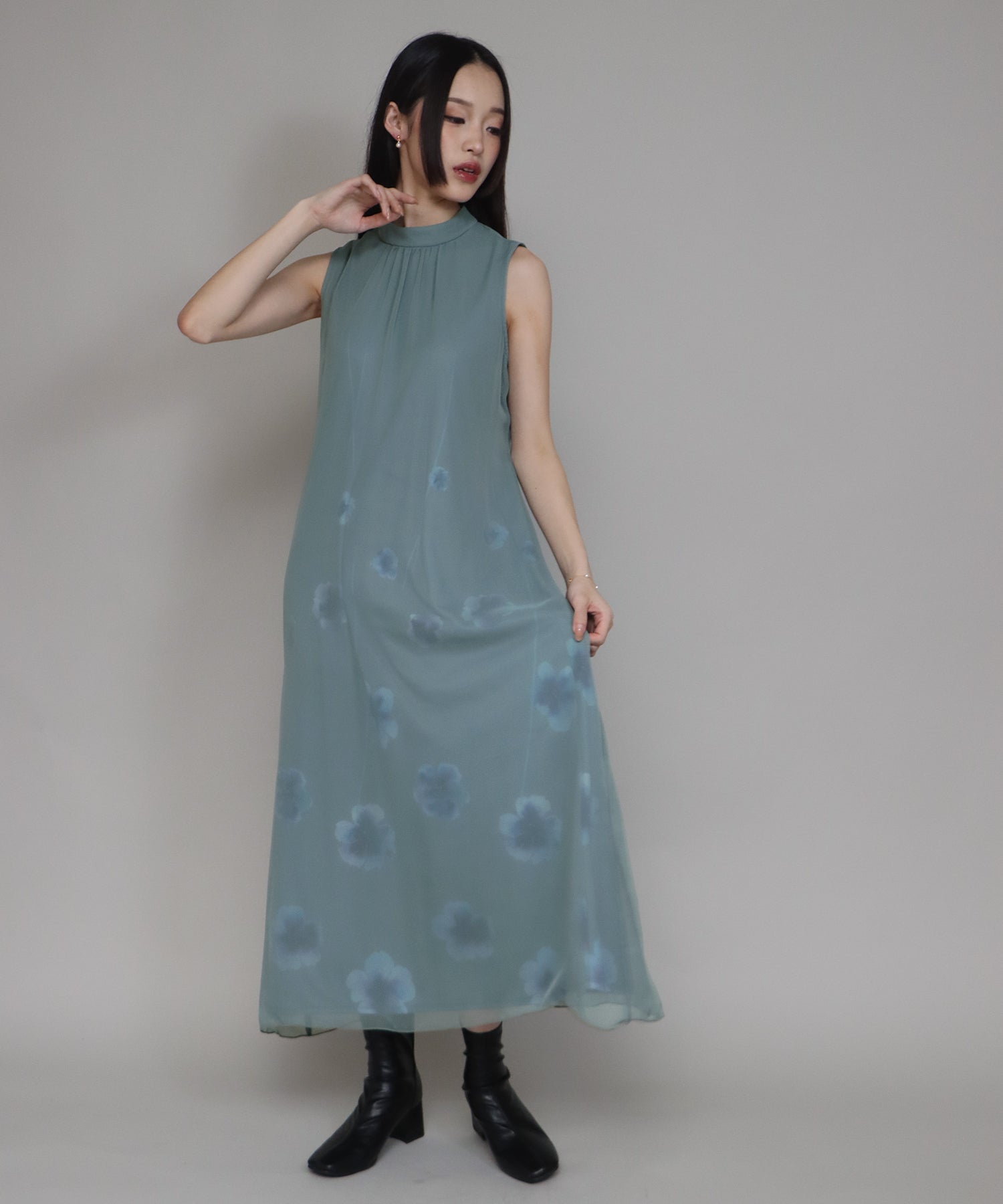 TIME SALE】日本製 アートフラワープリントノースリーブドレス – BLUE 