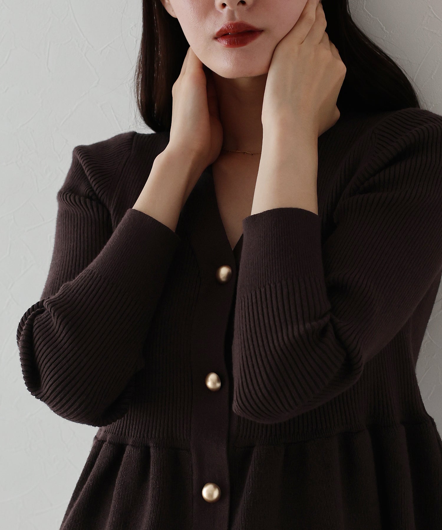 TIME SALE】ゴールドボタンペプラムカーディガン[J by blue