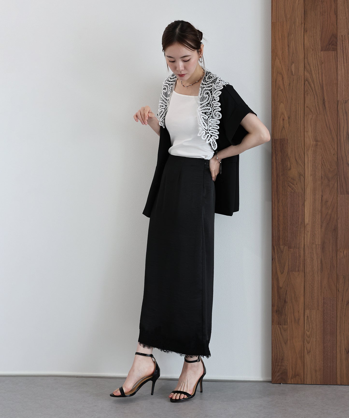 【早割5％OFF】ヘムレースサテンスカート