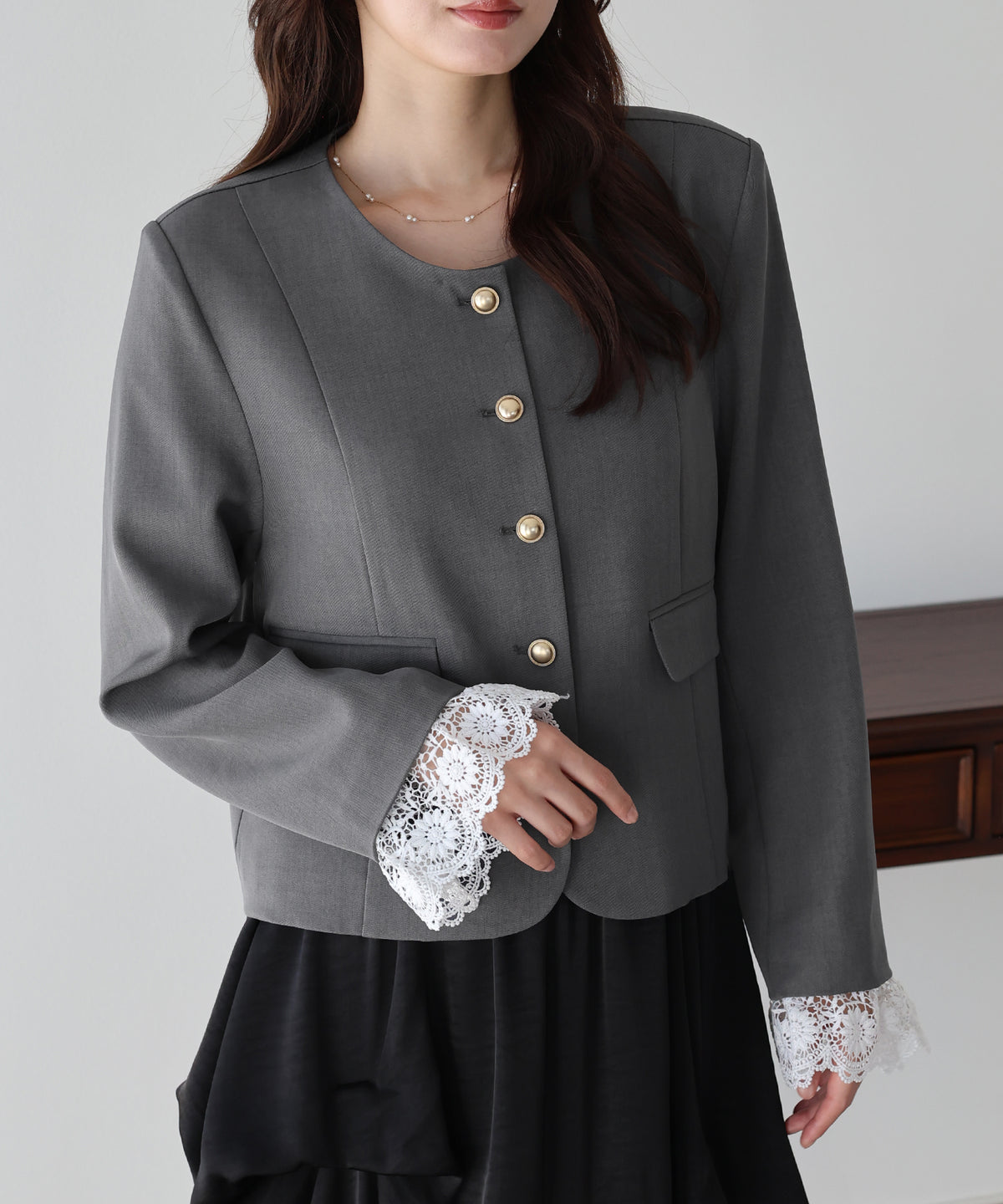 【早割5％OFF】《2サイズ展開/ 2WAY》ビジューレース付ノーカラージャケット