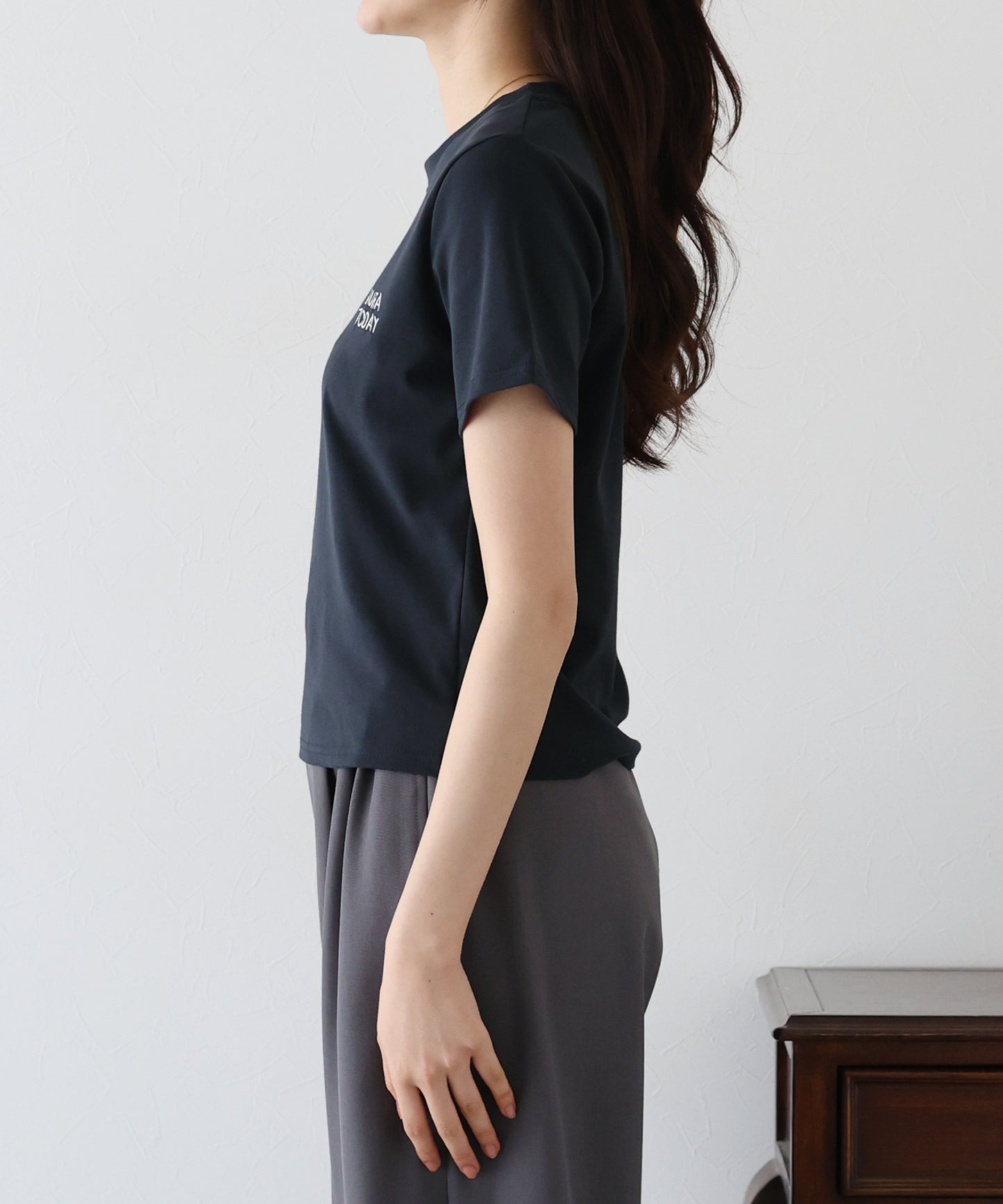【TIME SALE】ワンポイントロゴ刺繍Tシャツ【ネコポス】
