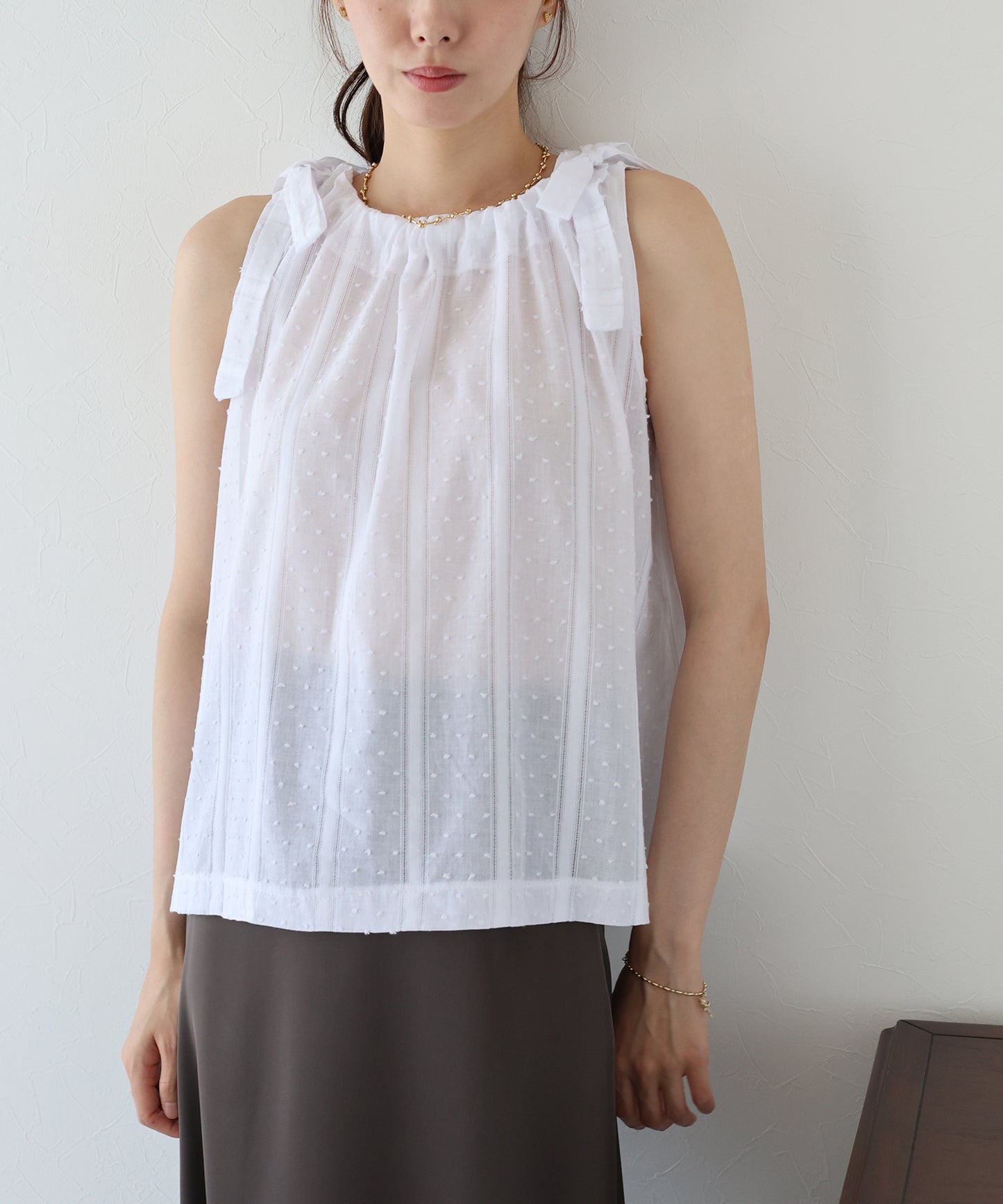 【SALE】ドットジャガードリボンブラウス