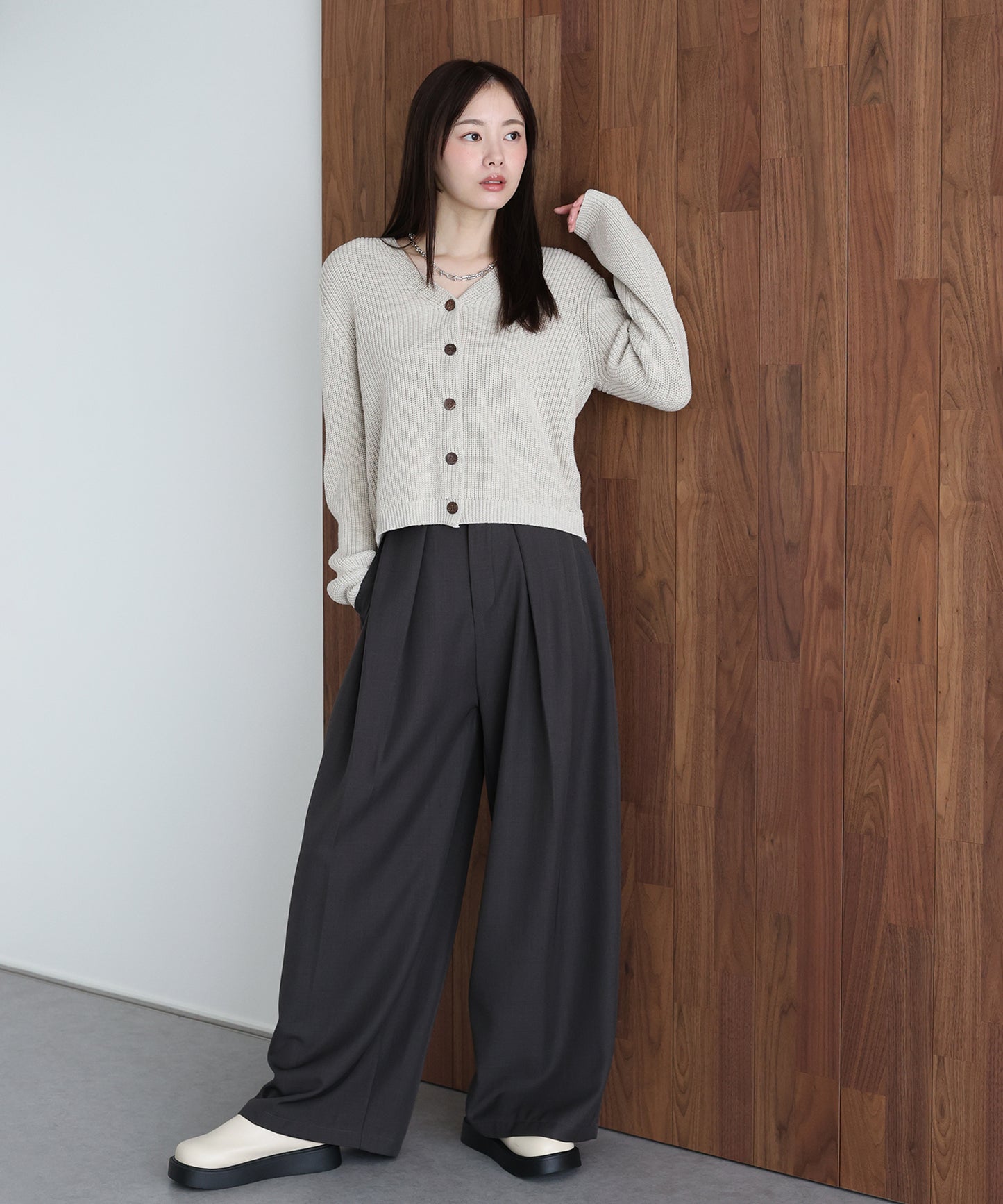 スラブニットＶネックカーディガン