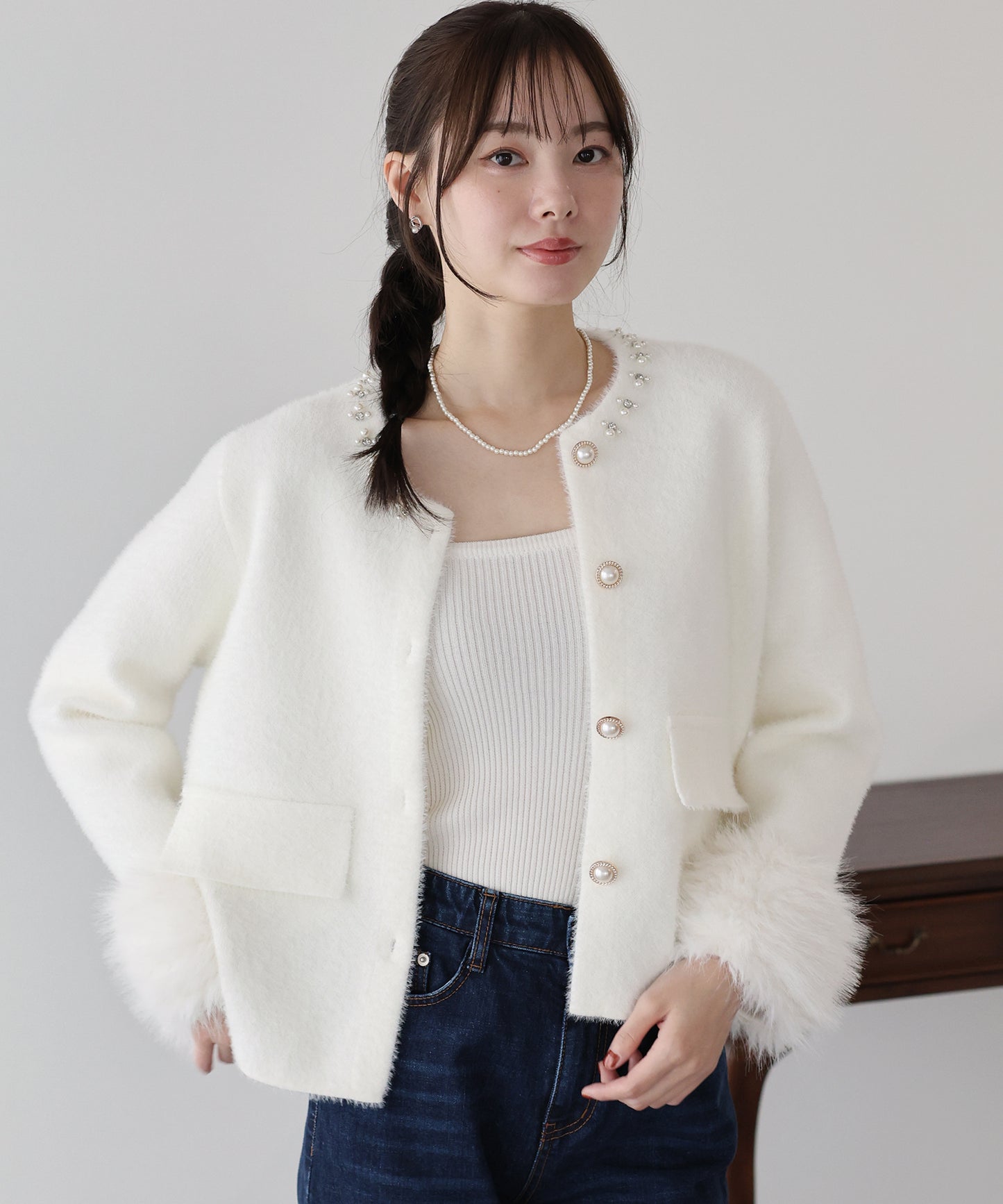 【早割5％OFF】袖ファーパールビジュージャケット