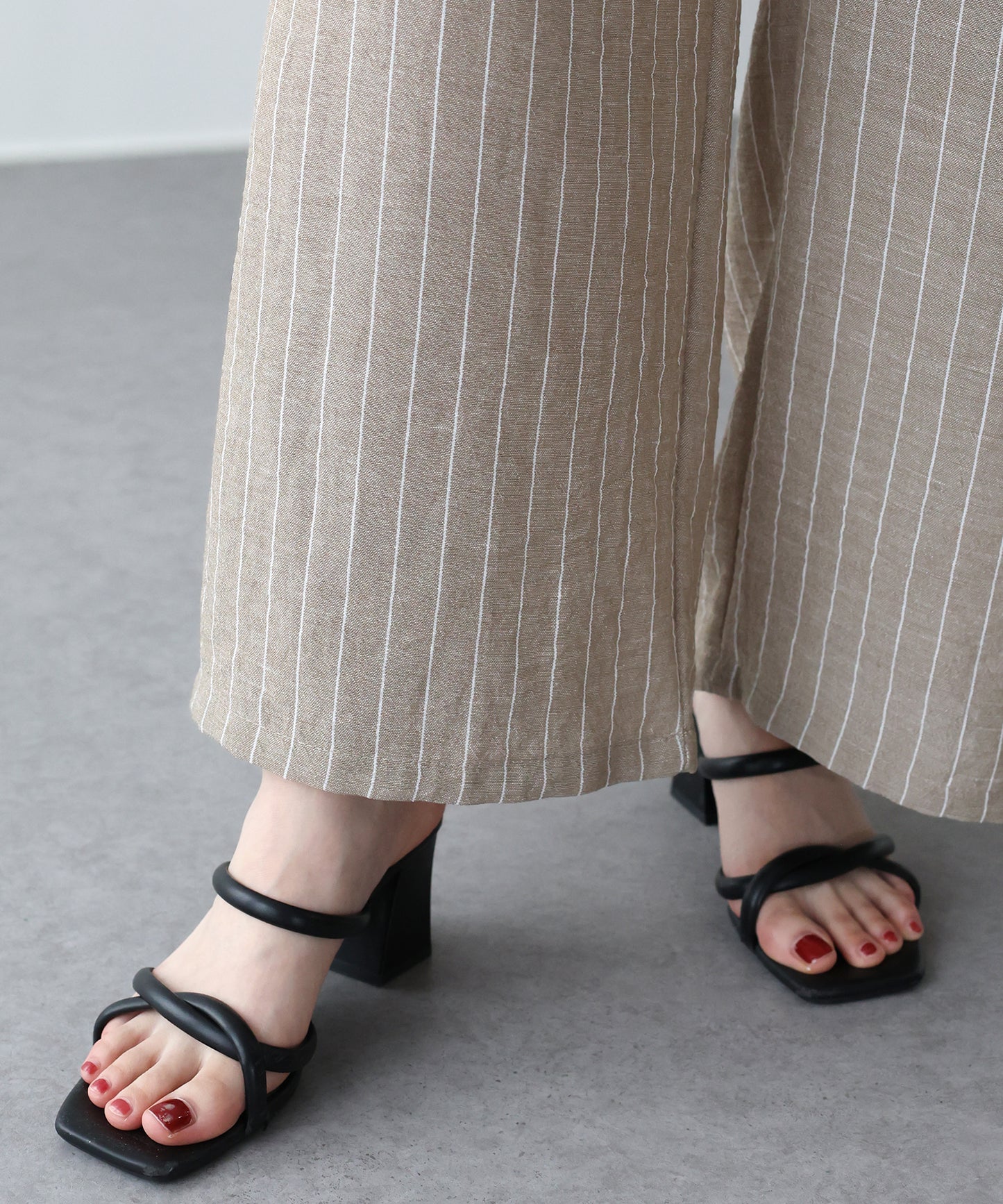 ウエストゴムストライプパンツ
