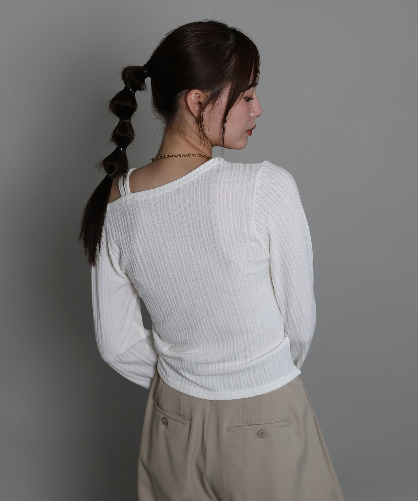 【早割5％OFF】ワンオフショルダーギャザーリボンTシャツ[ J by blue ]【ネコポス】