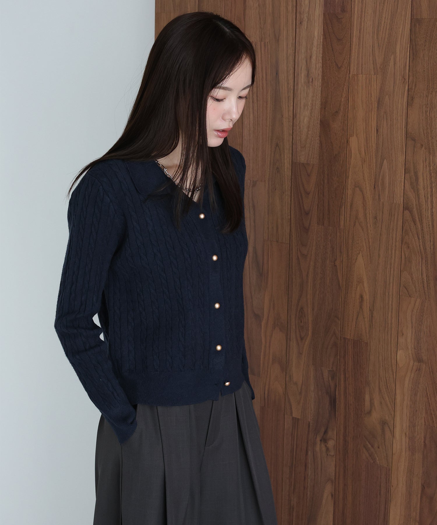 ゴールドボタンケーブルニットカーディガン[ J by blue ] – BLUE ONLINE