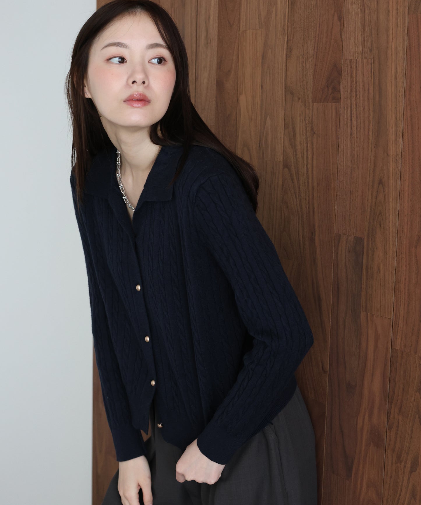 ゴールドボタンケーブルニットカーディガン[ J by blue ]