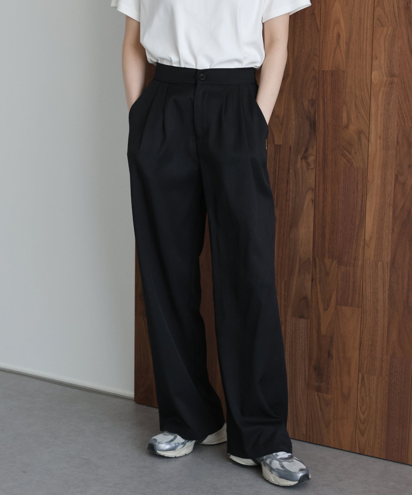 ショートベスト×ワイドパンツ セットアップ