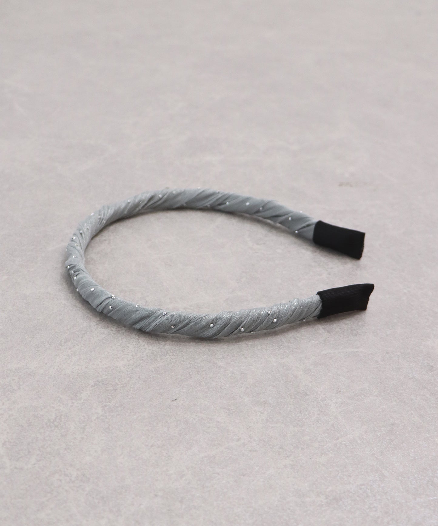 【早割5％OFF】スタッズ付きツイストカチューシャ【ネコポス】