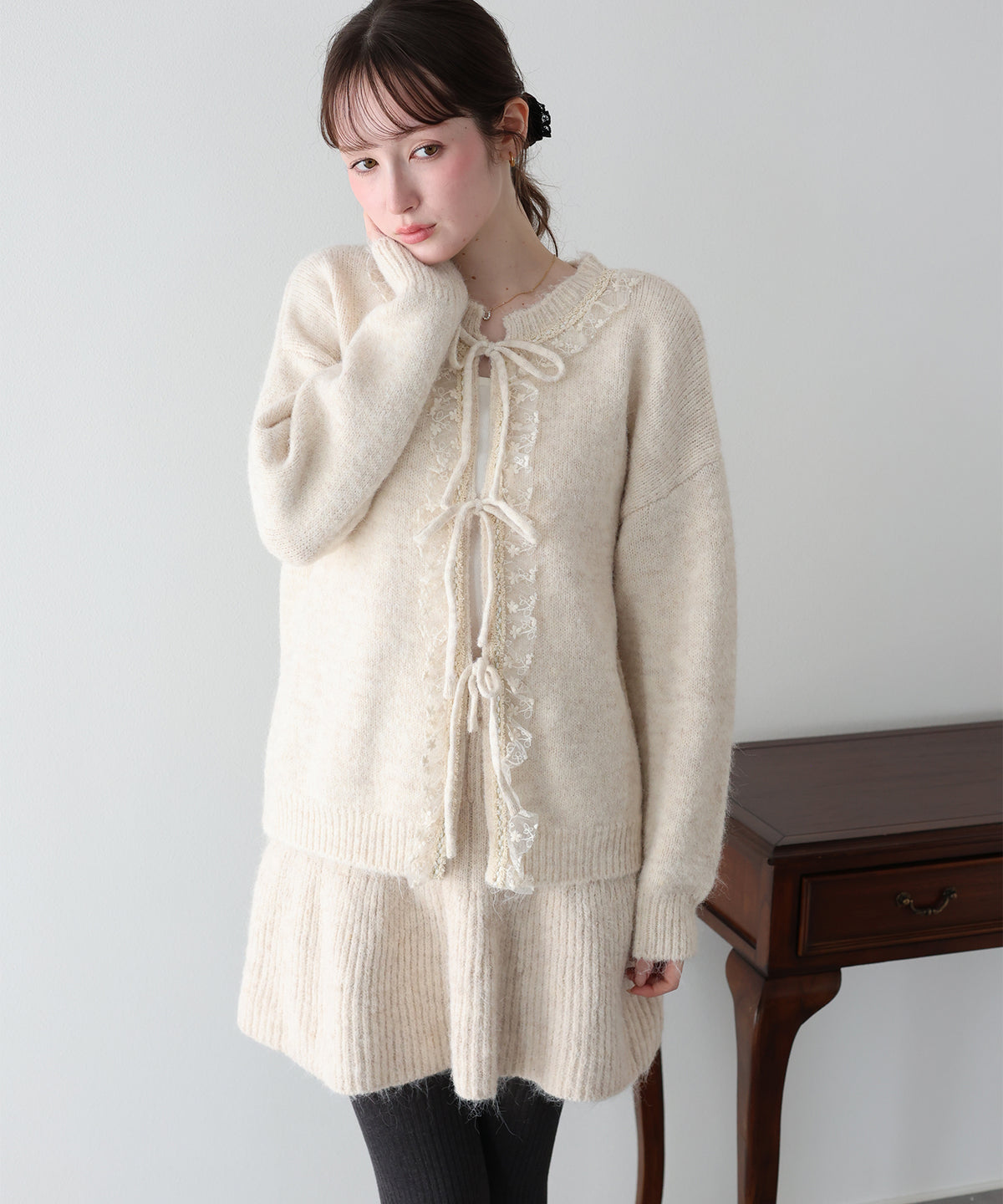 【早割5％OFF】レースリボンカーディガン＆ニットミニスカート セットアップ