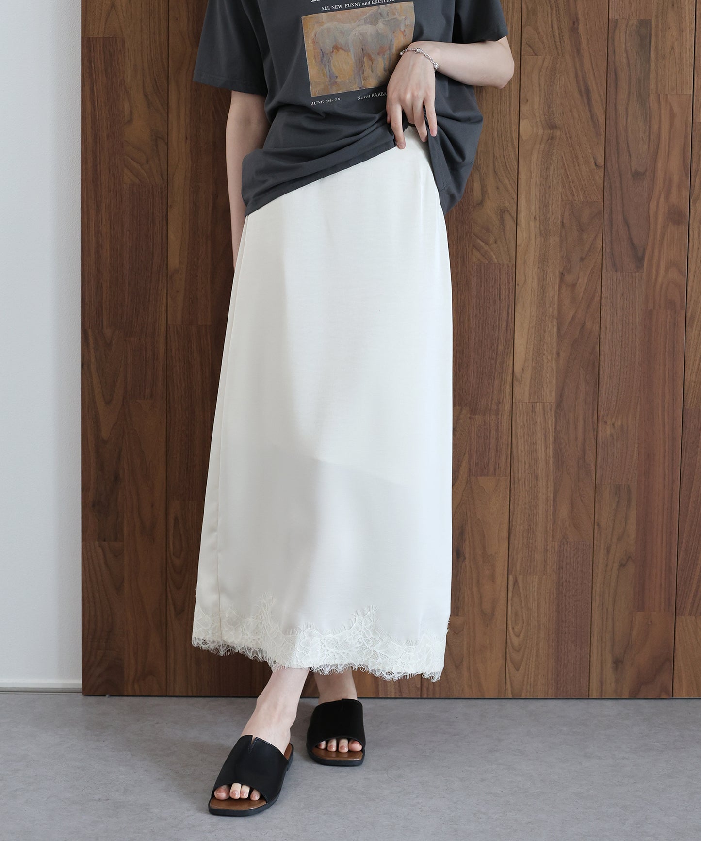 【早割5％OFF】ヘムレースサテンスカート