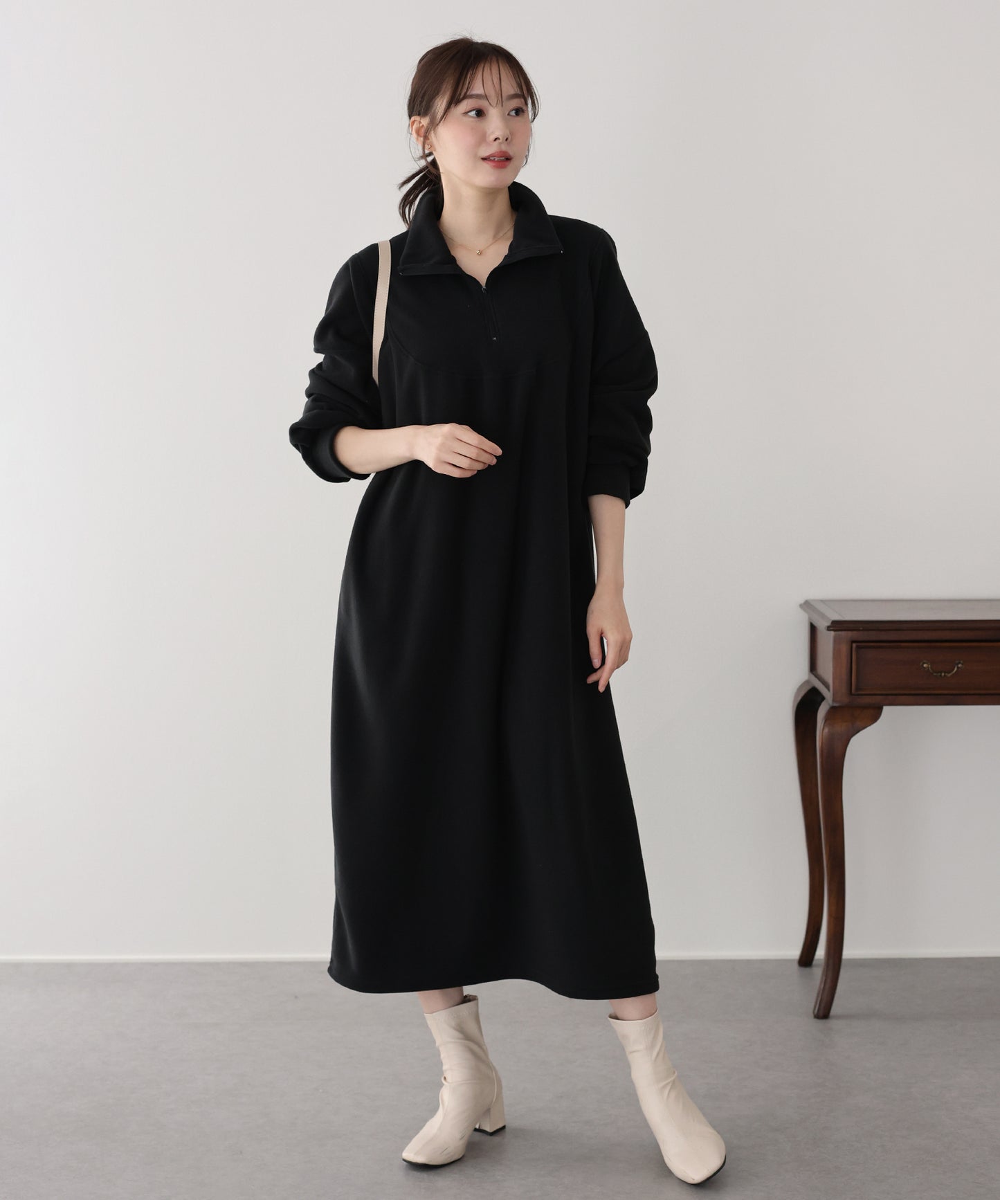 【早割5％OFF】ハーフジップフリースワンピース