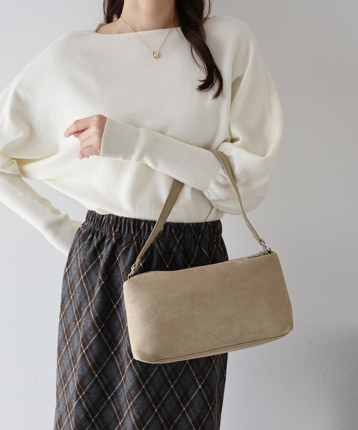 スウェードスクエアバッグ