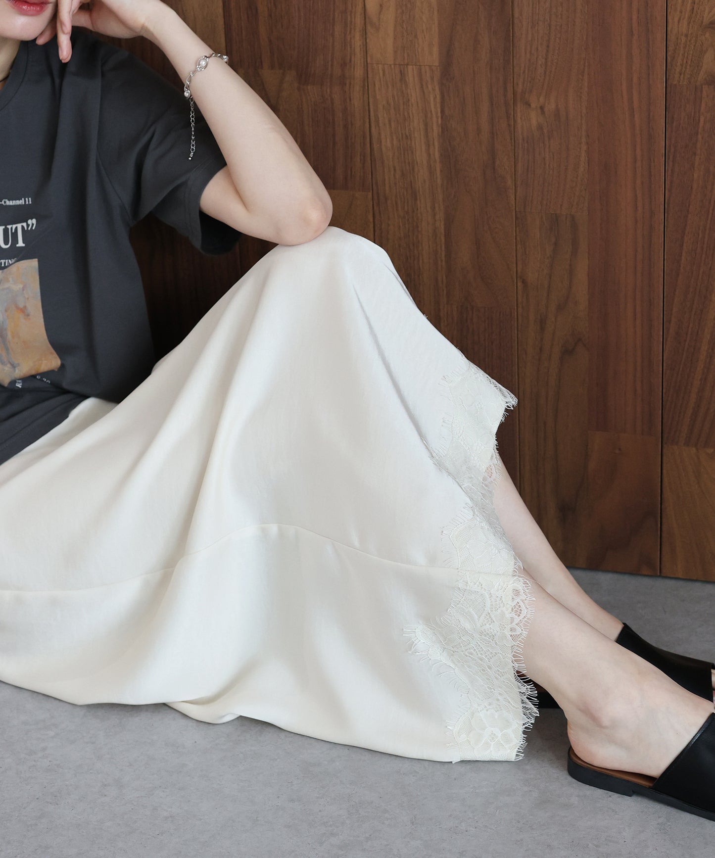 【早割5％OFF】ヘムレースサテンスカート