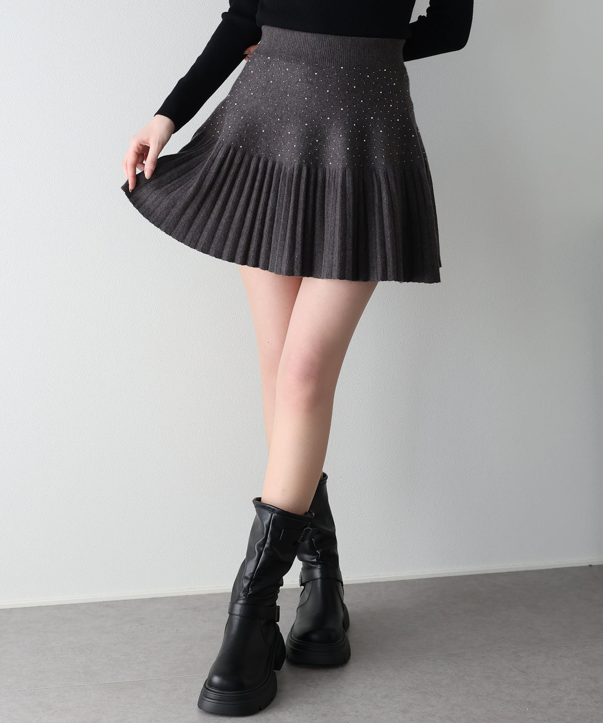 【早割5％OFF】ビジュープリーツミニスカート