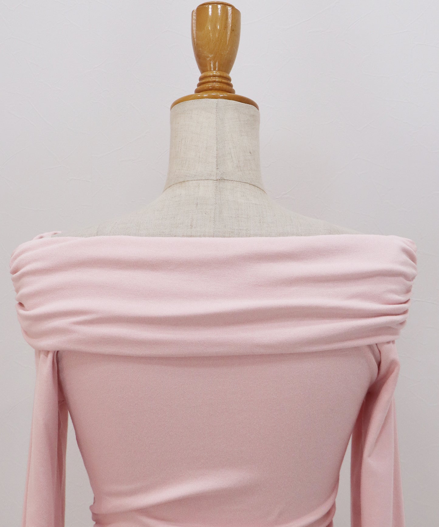 【早割5％OFF】ギャザーオフショルダーカットソー【ネコポス】