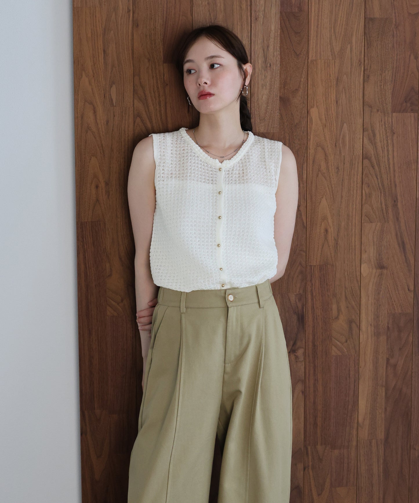 【早割5％OFF】ゴールドボタンニットベスト【メール便】