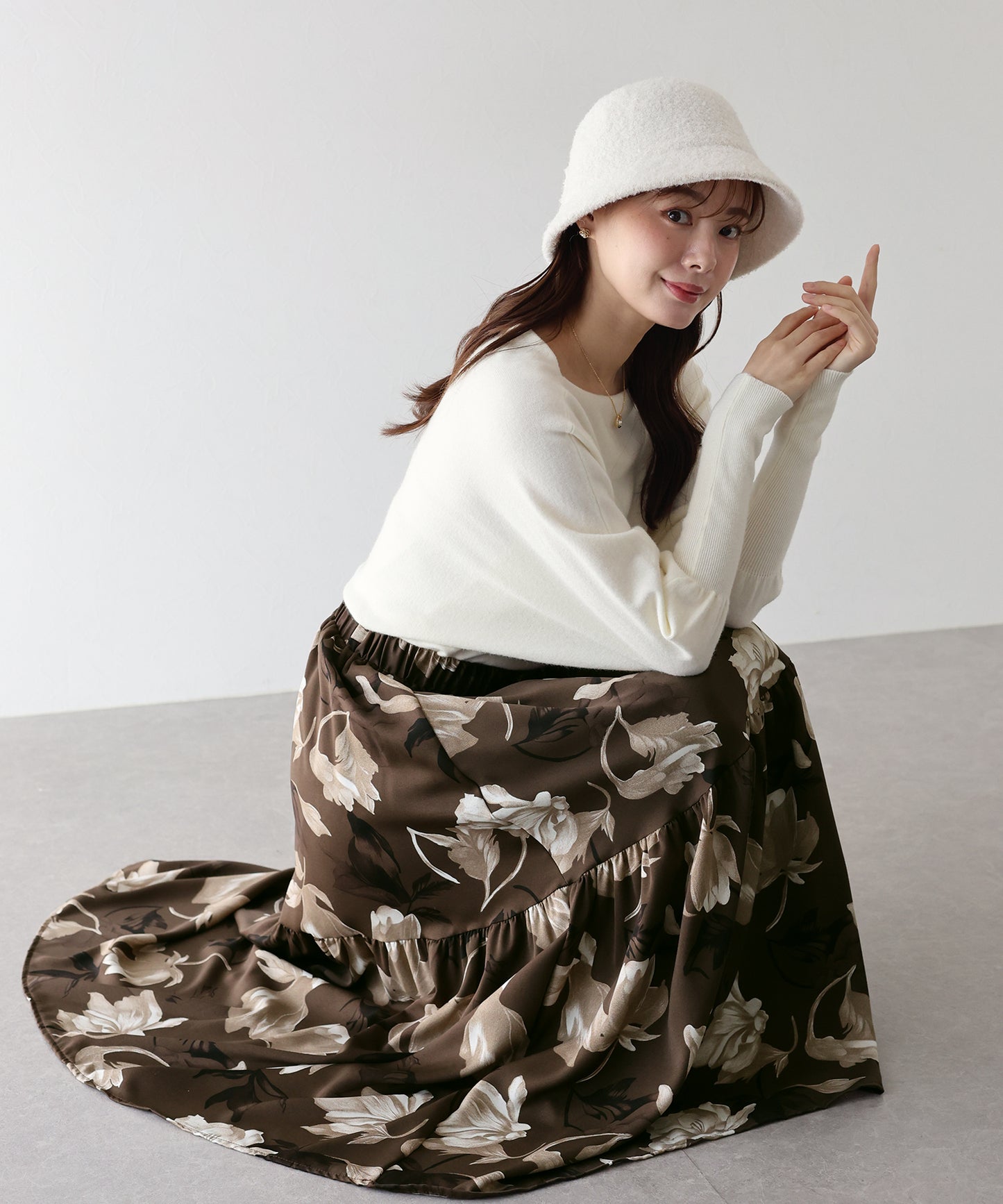 フラワーティアードスカート