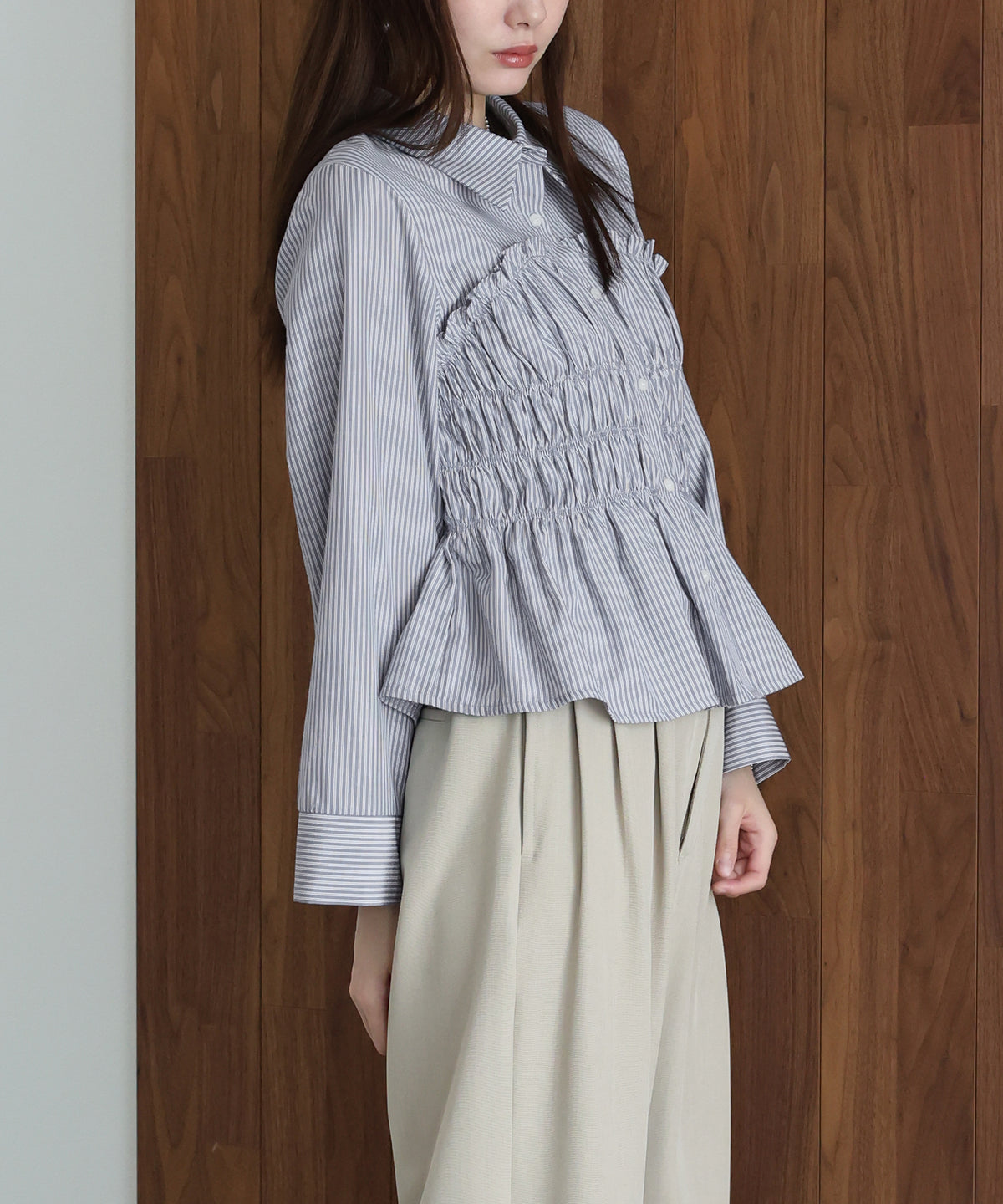 ペプラムシャーリングシャツ