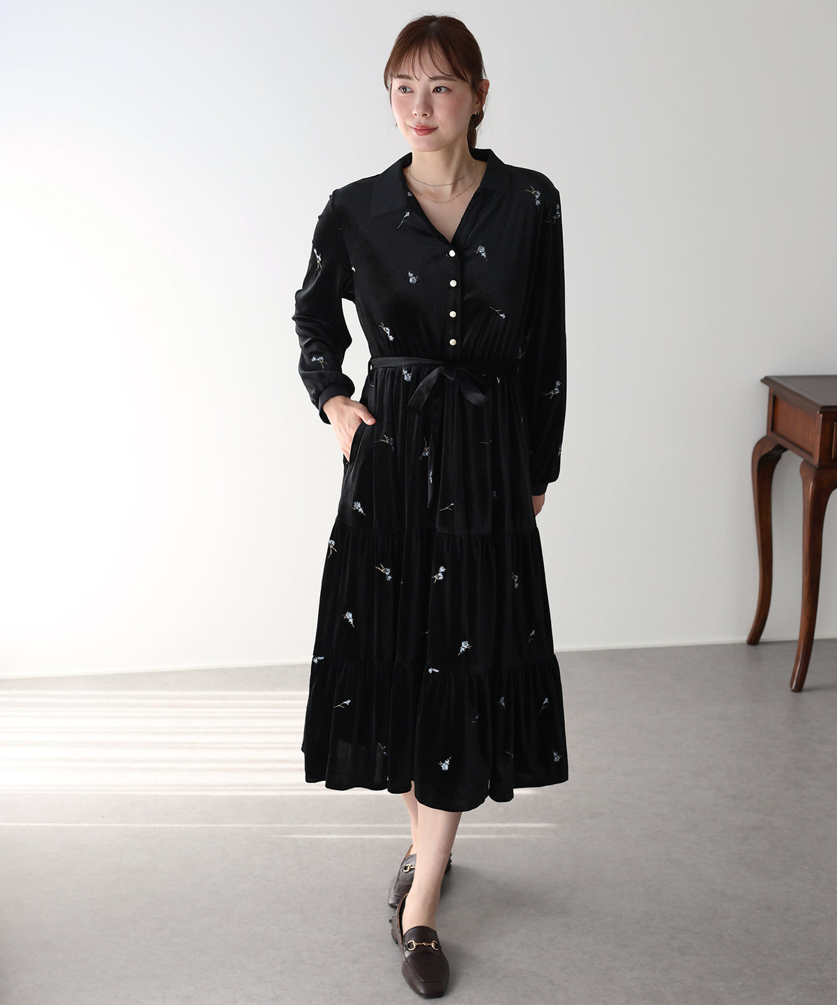 【早割5％OFF】《選べる着丈》刺繍ベロアティアードワンピース