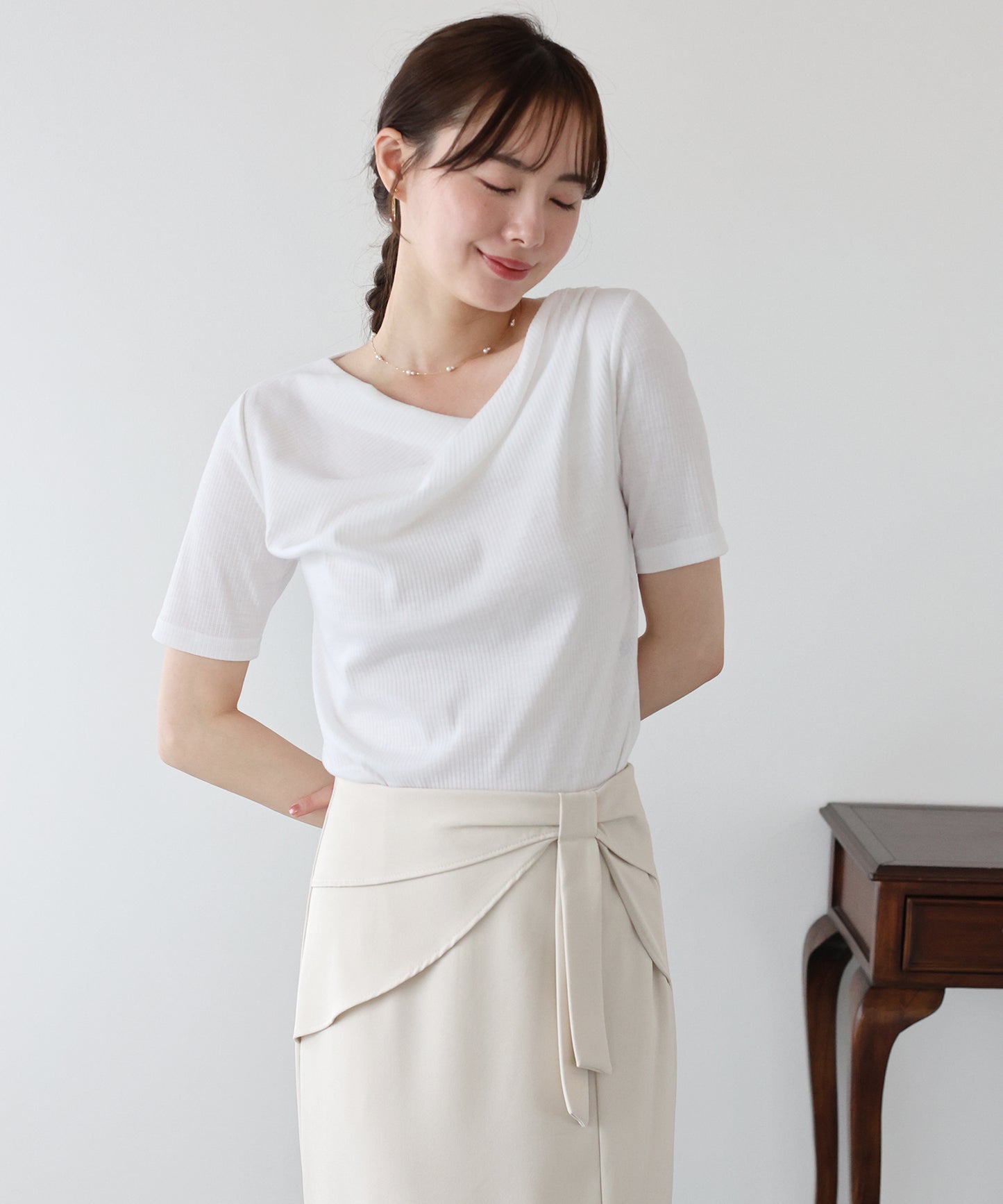 ドレープネックリブTシャツ【ネコポス】