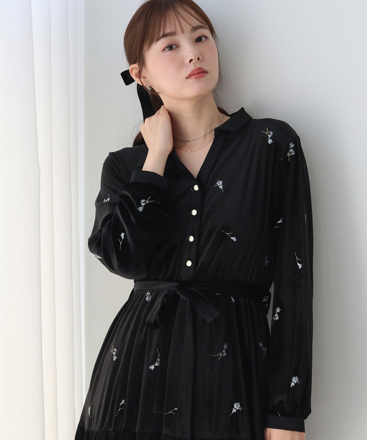 《選べる着丈》刺繍ベロアティアードワンピース