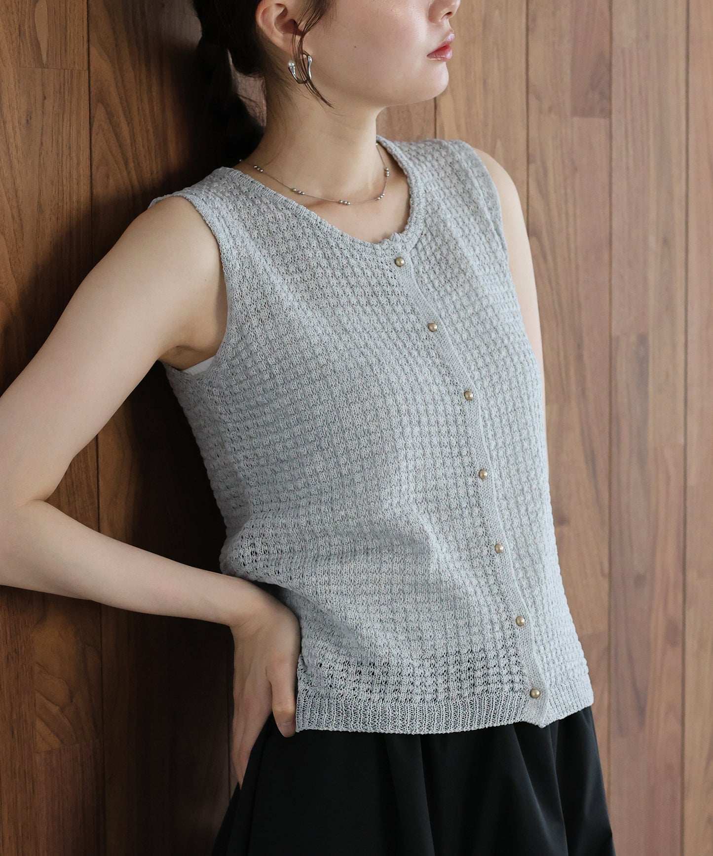 【早割5％OFF】ゴールドボタンニットベスト【メール便】