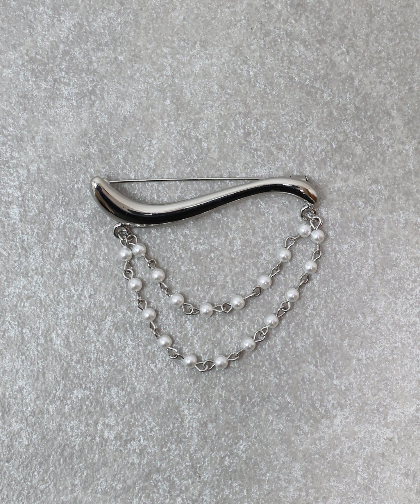 【早割5％OFF】パールドレープブローチ