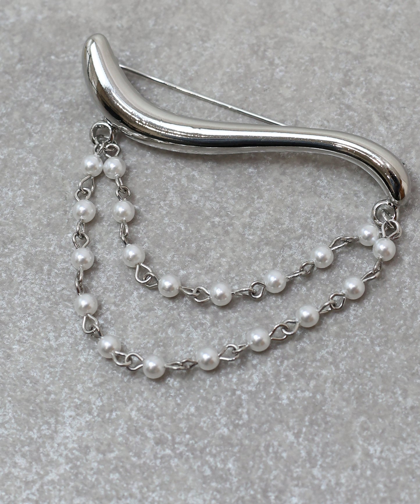 【早割5％OFF】パールドレープブローチ