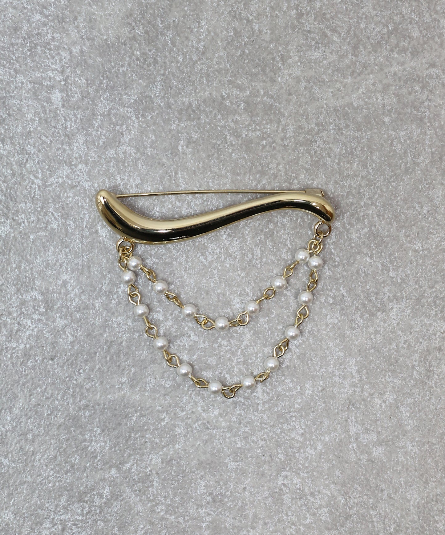 【早割5％OFF】パールドレープブローチ