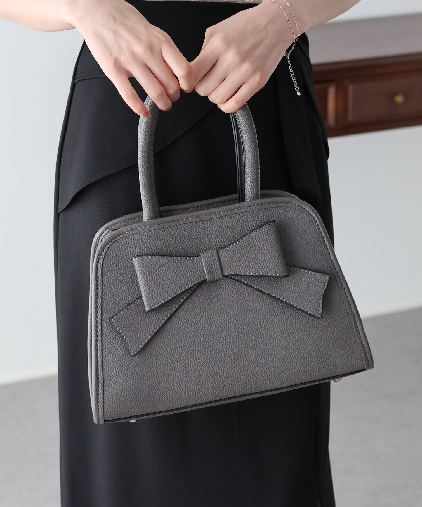 【早割5％OFF】2WAYラウンドリボンバッグ