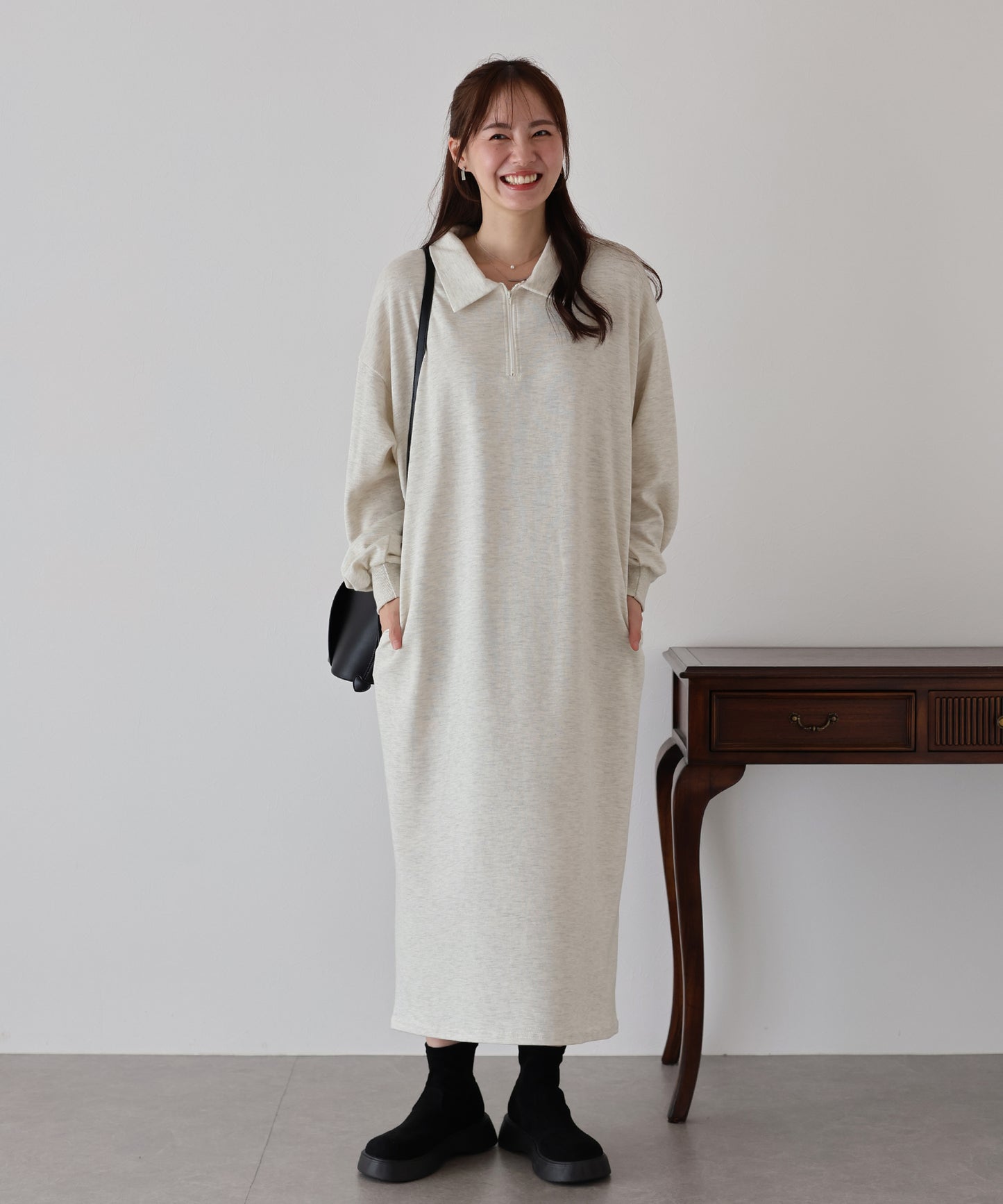 ハーフジップスウェットワンピース