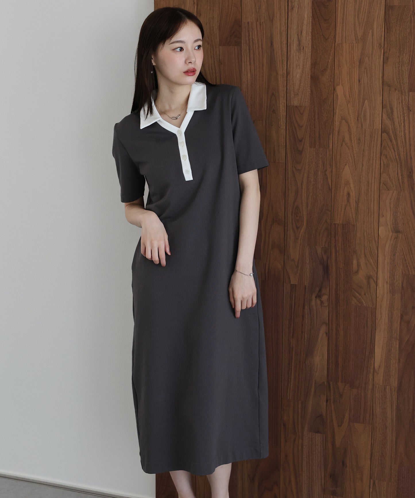 【早割5％OFF】スキッパー襟ワンピース