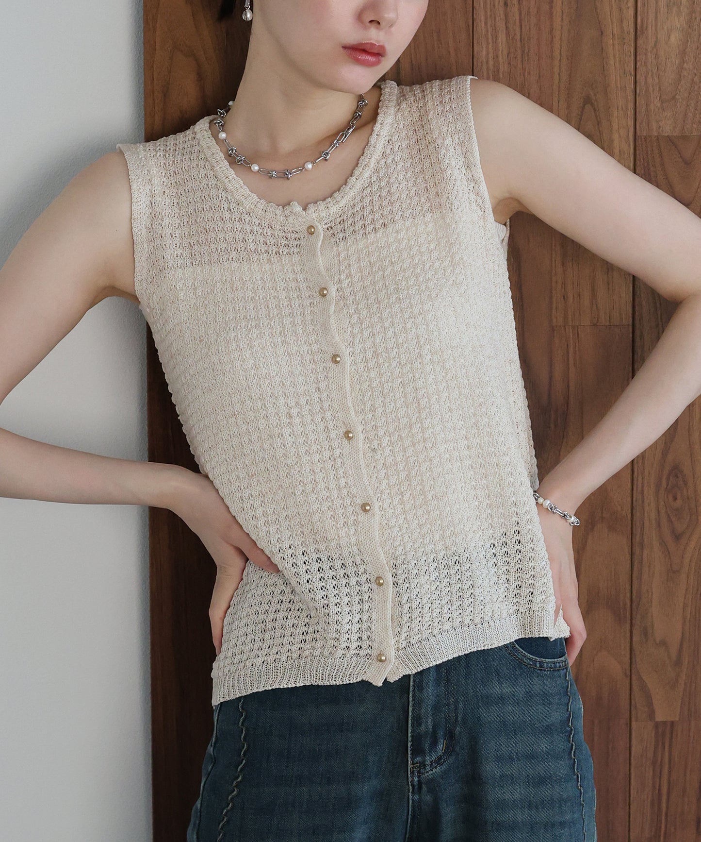 【早割5％OFF】ゴールドボタンニットベスト【メール便】
