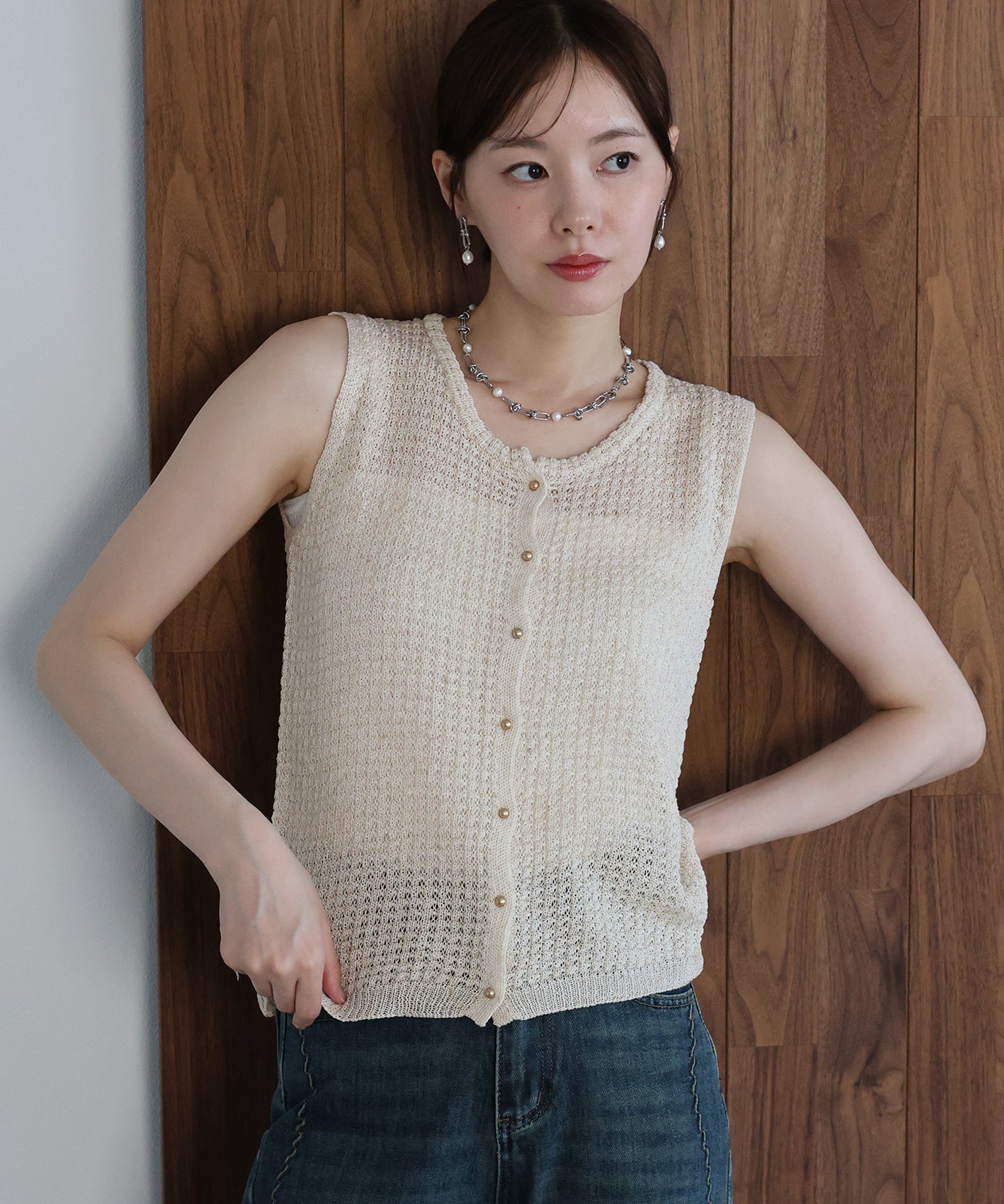 【早割5％OFF】ゴールドボタンニットベスト【メール便】