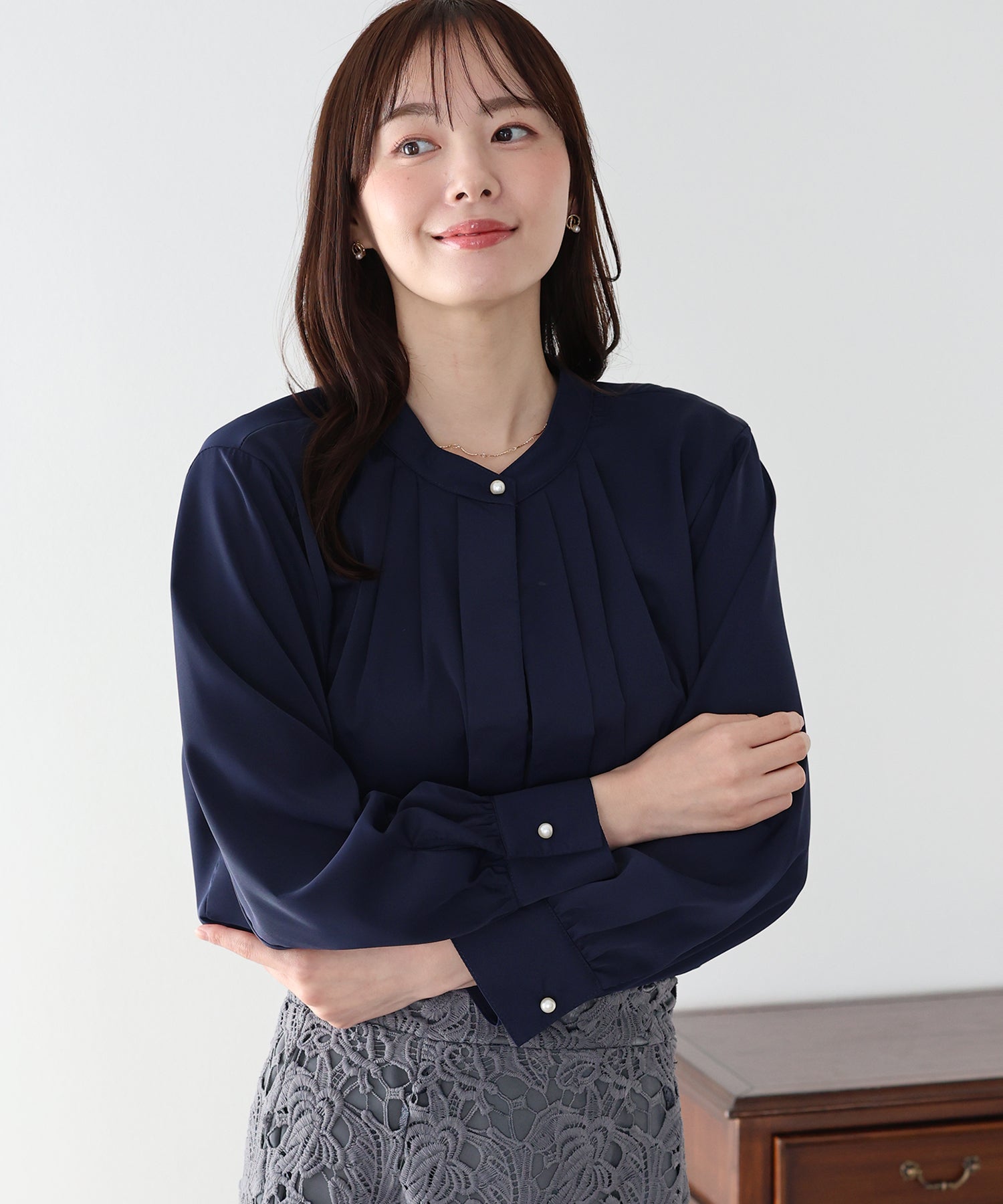新品タグ付◉ リネン2WAYフレンチタックブラウス　ネイビー 2WAYフロントタックブラウス【ネコポス】 – BLUE ONLINE