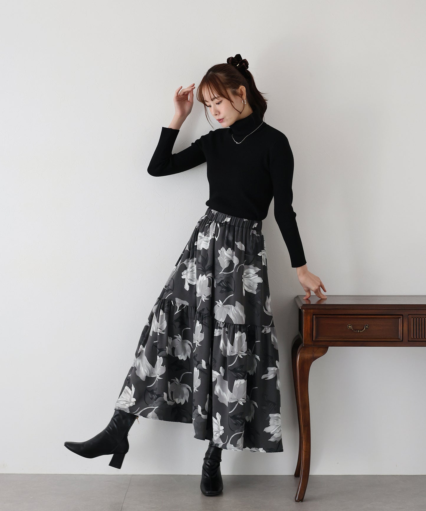 フラワーティアードスカート