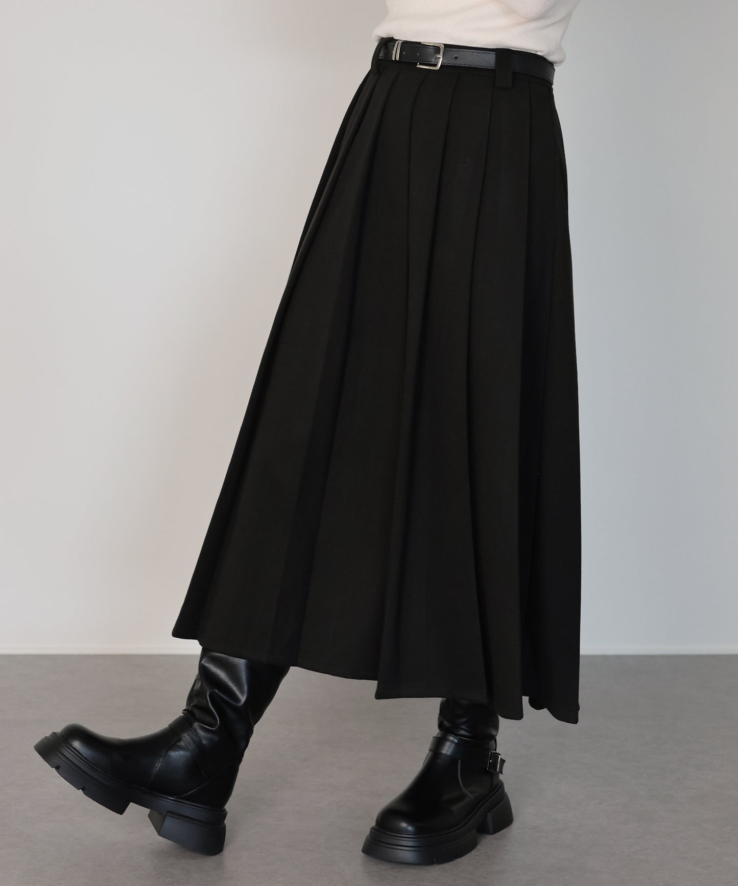 メルトンプリーツスカート