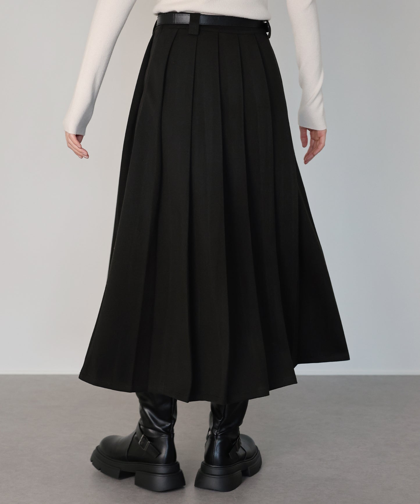 メルトンプリーツスカート
