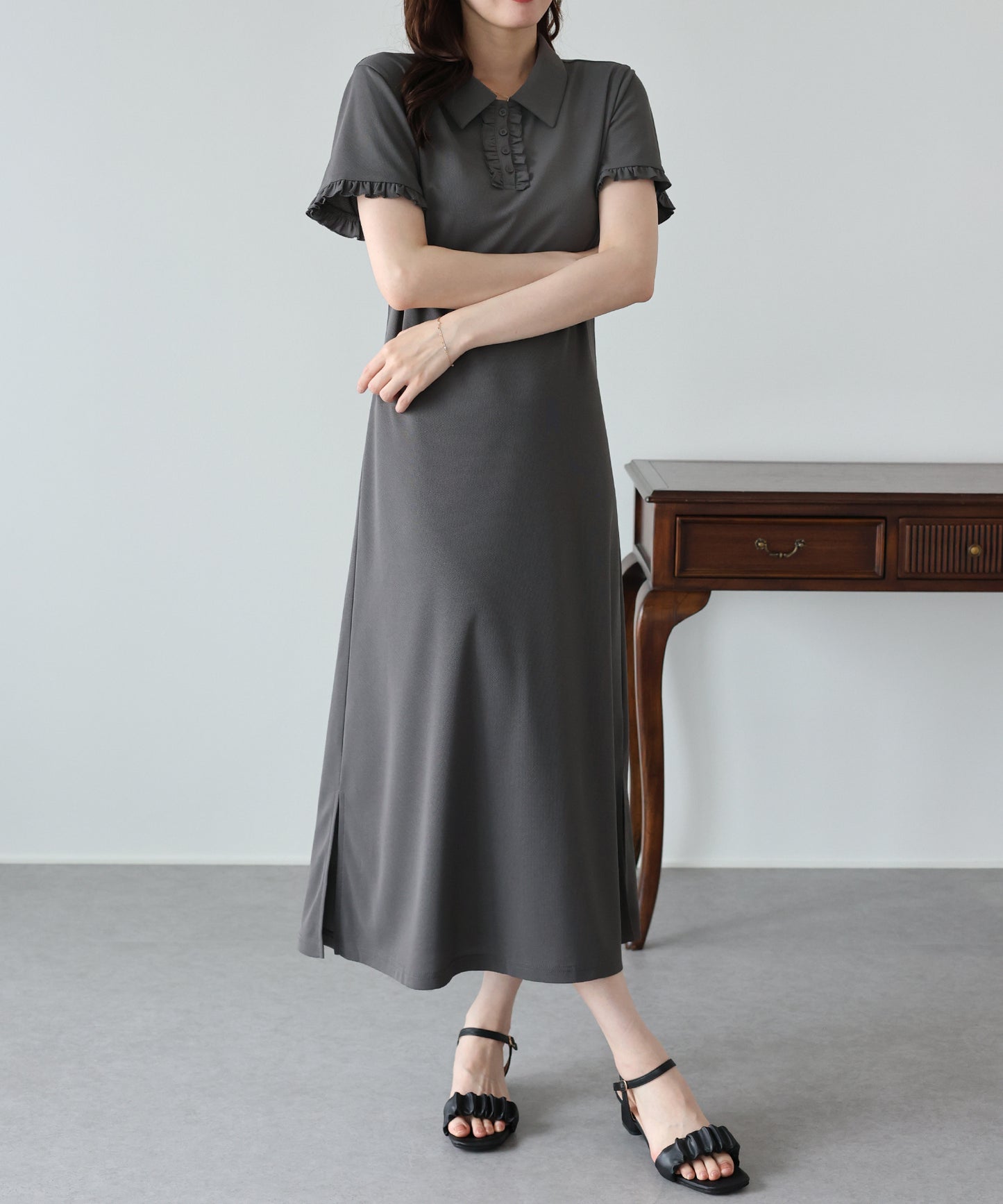 【早割5％OFF】フロントフリルポロワンピース