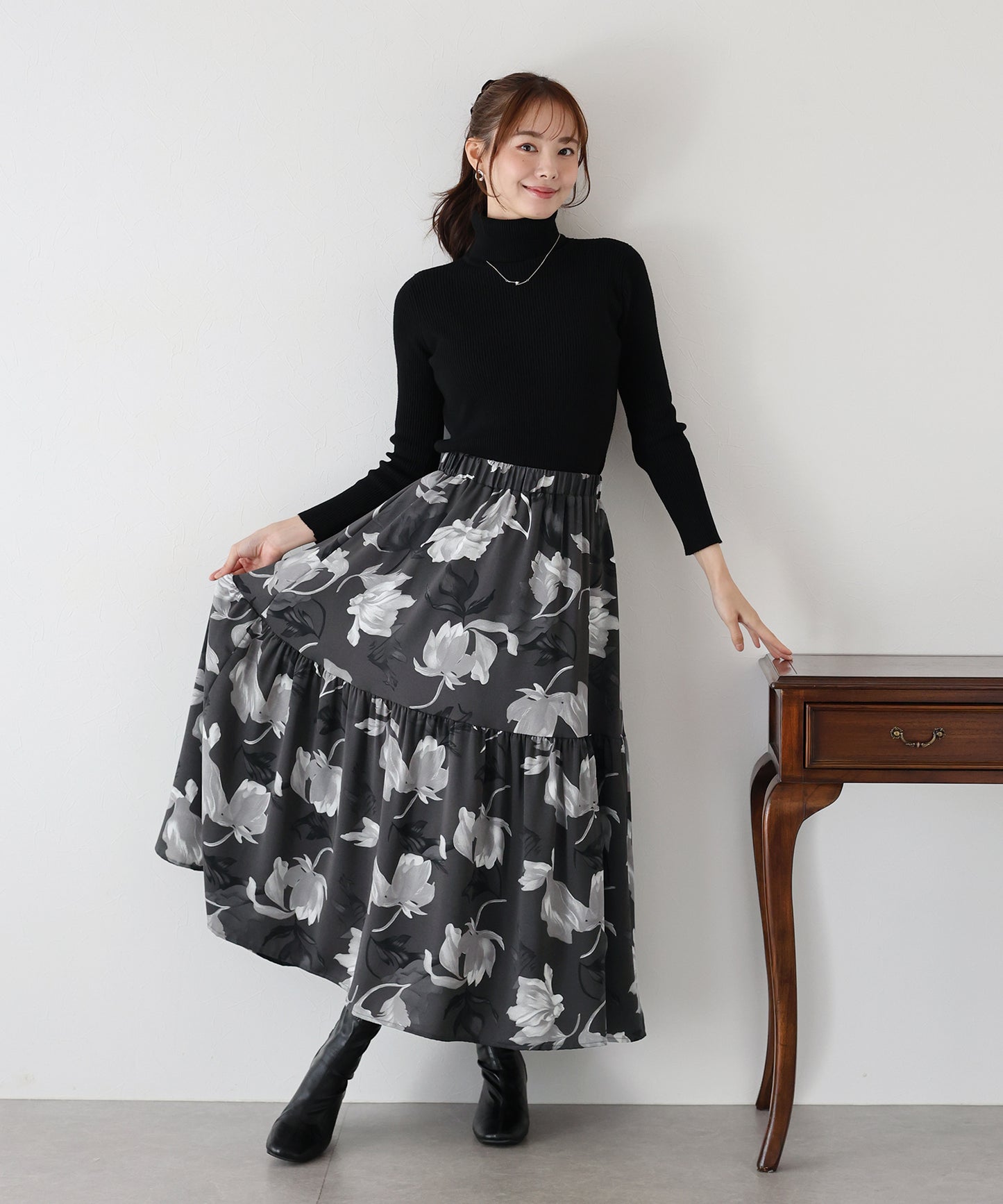 フラワーティアードスカート