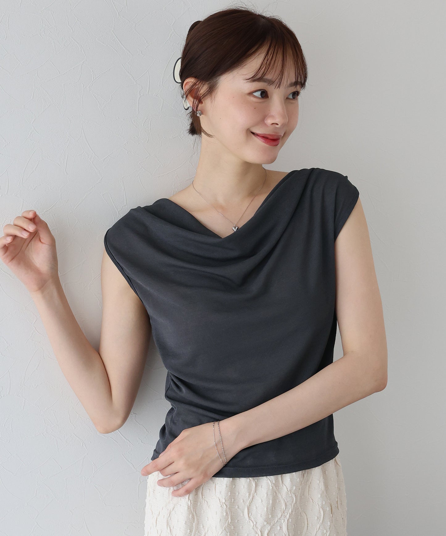 【TIME SALE】ドレープネックフレンチシアーTシャツ【ネコポス】