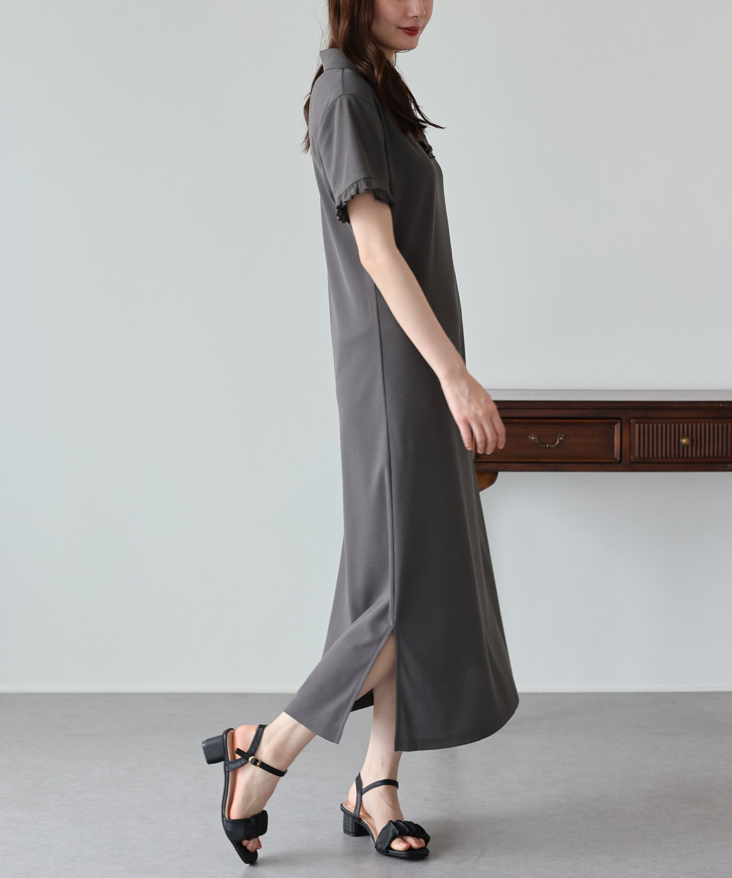 【早割5％OFF】フロントフリルポロワンピース